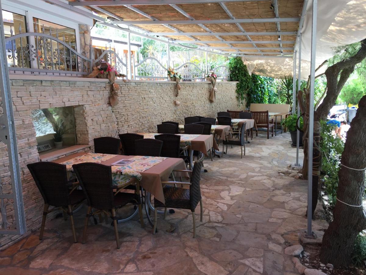 Rooms By The Sea Hvar - 8785 Hvar Town Eksteriør bilde